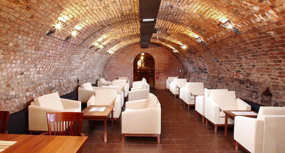 Hotel Vinopa Hustopecze Zewnętrze zdjęcie